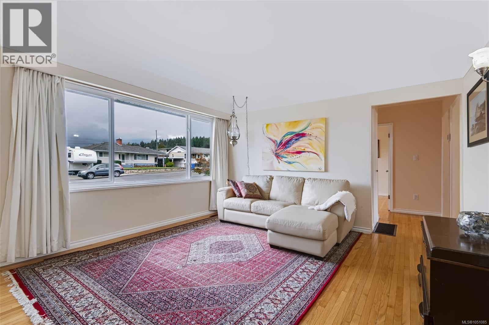 3630 Waterhouse St - 4