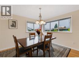 Kitchen - 3630 Waterhouse St, Port Alberni, BC V9Y3V9 Photo 9