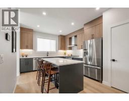 4pc Bathroom - 14366 15 Street Ne, Calgary, AB T3P2T1 Photo 10