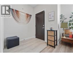 44 D'arcy Boulevard - photo 4