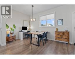 44 D'arcy Boulevard - photo 14