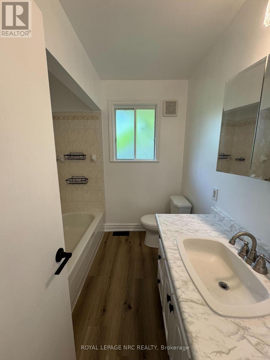 11 RICHARD STREET - 13