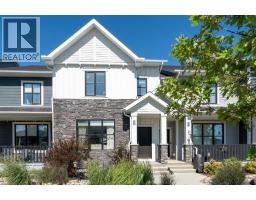 44 D'arcy Boulevard - photo 1