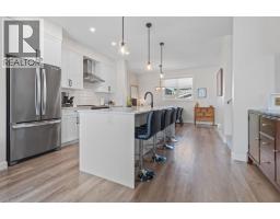 44 D'arcy Boulevard - photo 9