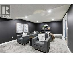 36 Bracebridge Crescent SW - photo 28