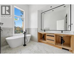 Bedroom - 8623 48 Avenue Nw, Calgary, AB T3B2B3 Photo 7