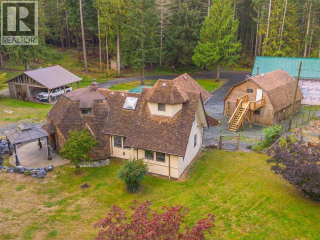8089 DAISY ROAD - 1