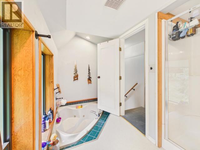 8089 DAISY ROAD - Image 27