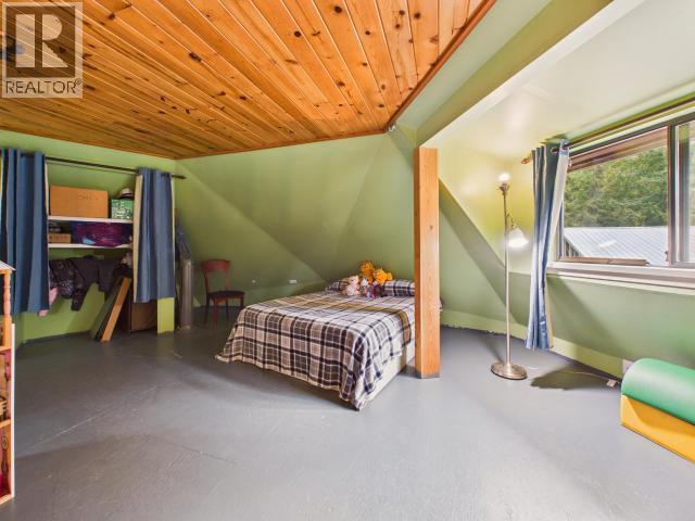 8089 DAISY ROAD - 35
