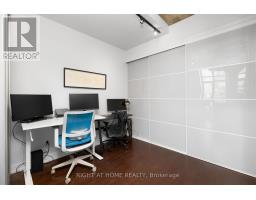 Ph 805 - 66 Portland Street, Toronto, ON M5V2M6 Photo 16