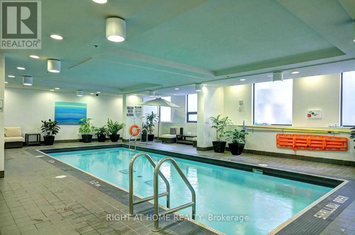 #2601 35 HAYDEN STREET - 10