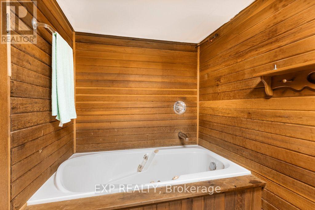 297 LINDEN STREET - 17