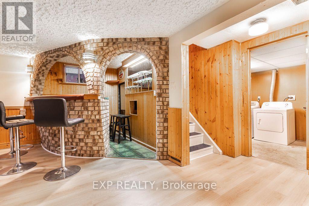 297 LINDEN STREET - 20