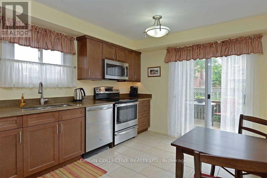 63 HUMPHREY DRIVE - 6