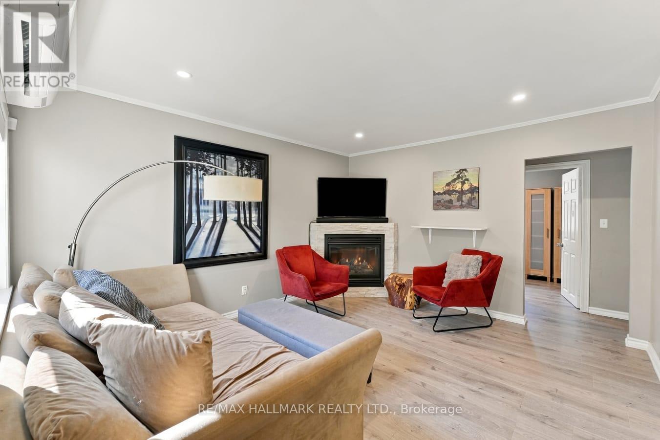 6 ALBERT STREET - 6