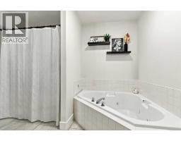 38, 240 Laffont Way, Fort Mcmurray, AB T9K2W2 Photo 26