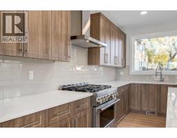 2516 21 Avenue SW - photo 3