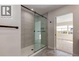 2516 21 Avenue SW - photo 9