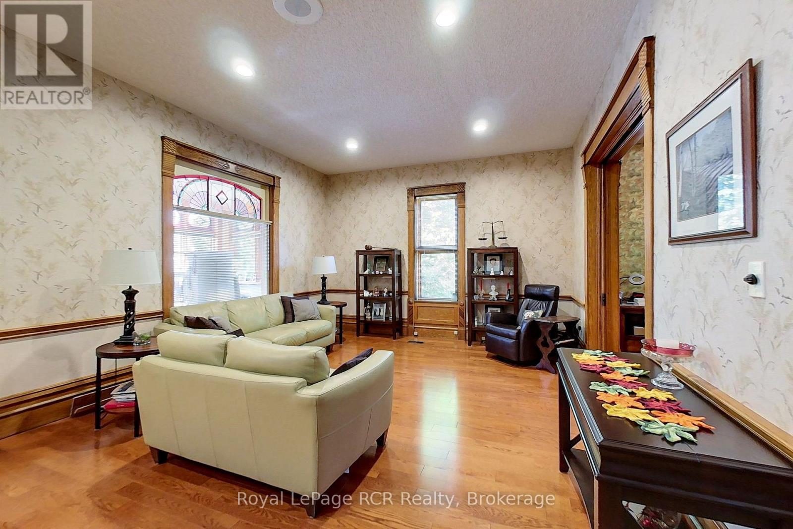 130 John Street — photo 21
