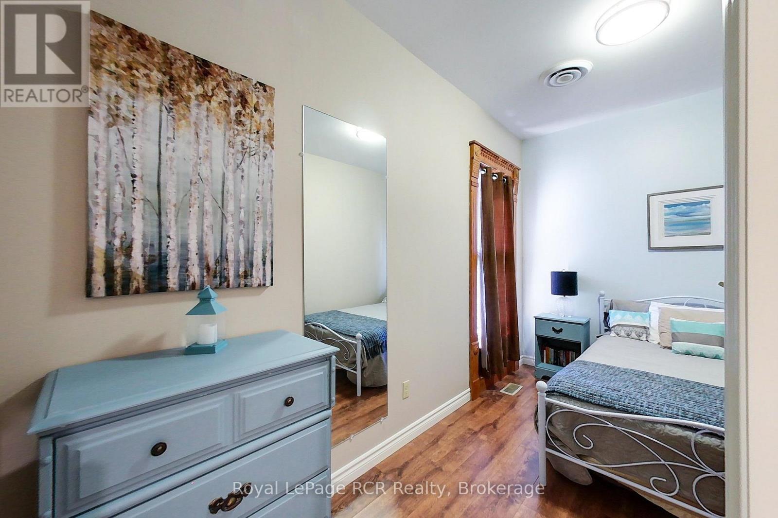 130 John Street — photo 41