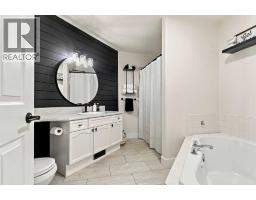 38, 240 Laffont Way, Fort Mcmurray, AB T9K2W2 Photo 24
