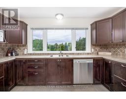 106 Centre Street, King, ON L0G1T0 Photo 13