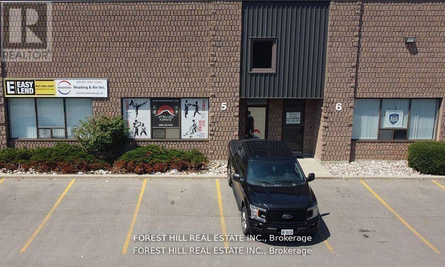 5 - 1211 GORHAM STREET, Newmarket (Gorham-College Manor)