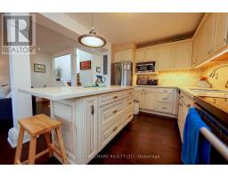 781 Pam Crescent, Newmarket, ON L3Y5B7 Photo 11