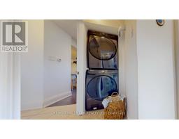 781 Pam Crescent, Newmarket, ON L3Y5B7 Photo 44