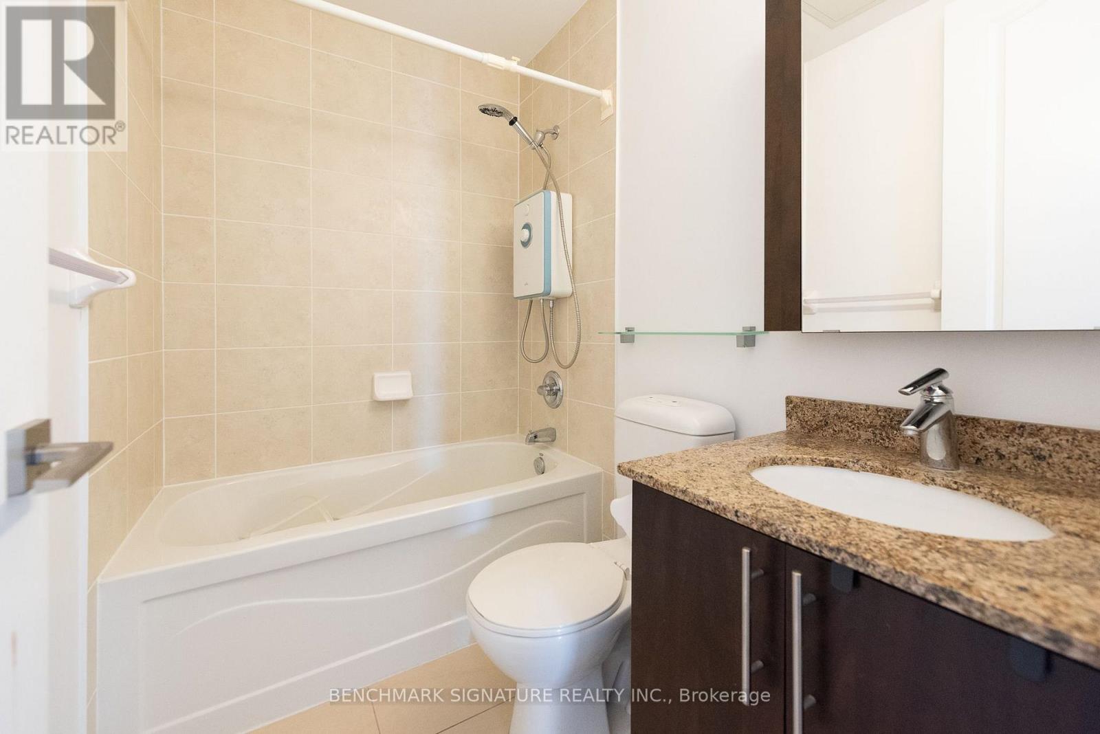 #1115 50 CLEGG ROAD - 21