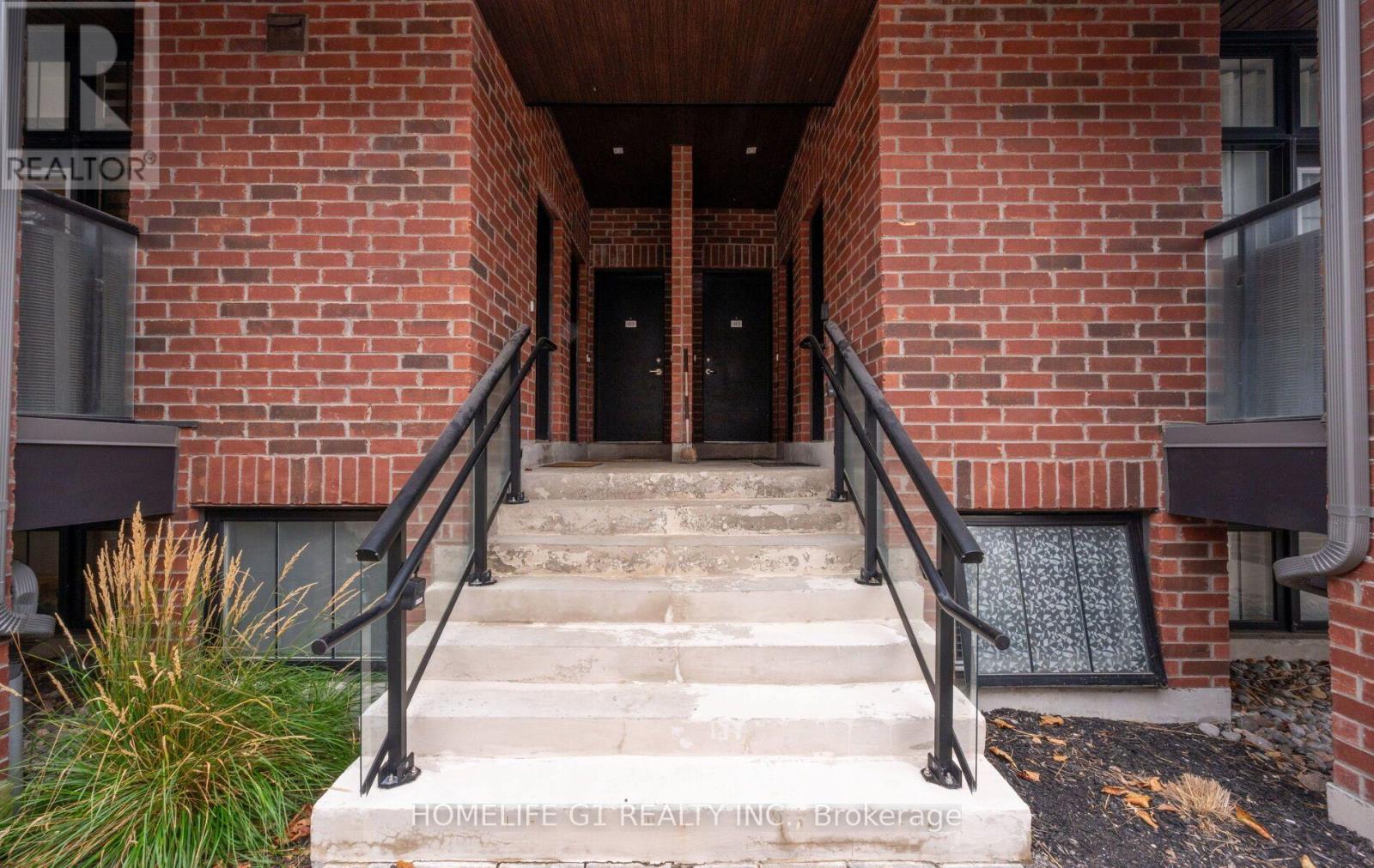 1 WHITAKER WAY, Whitchurch-Stouffville (Stouffville) — photo 6