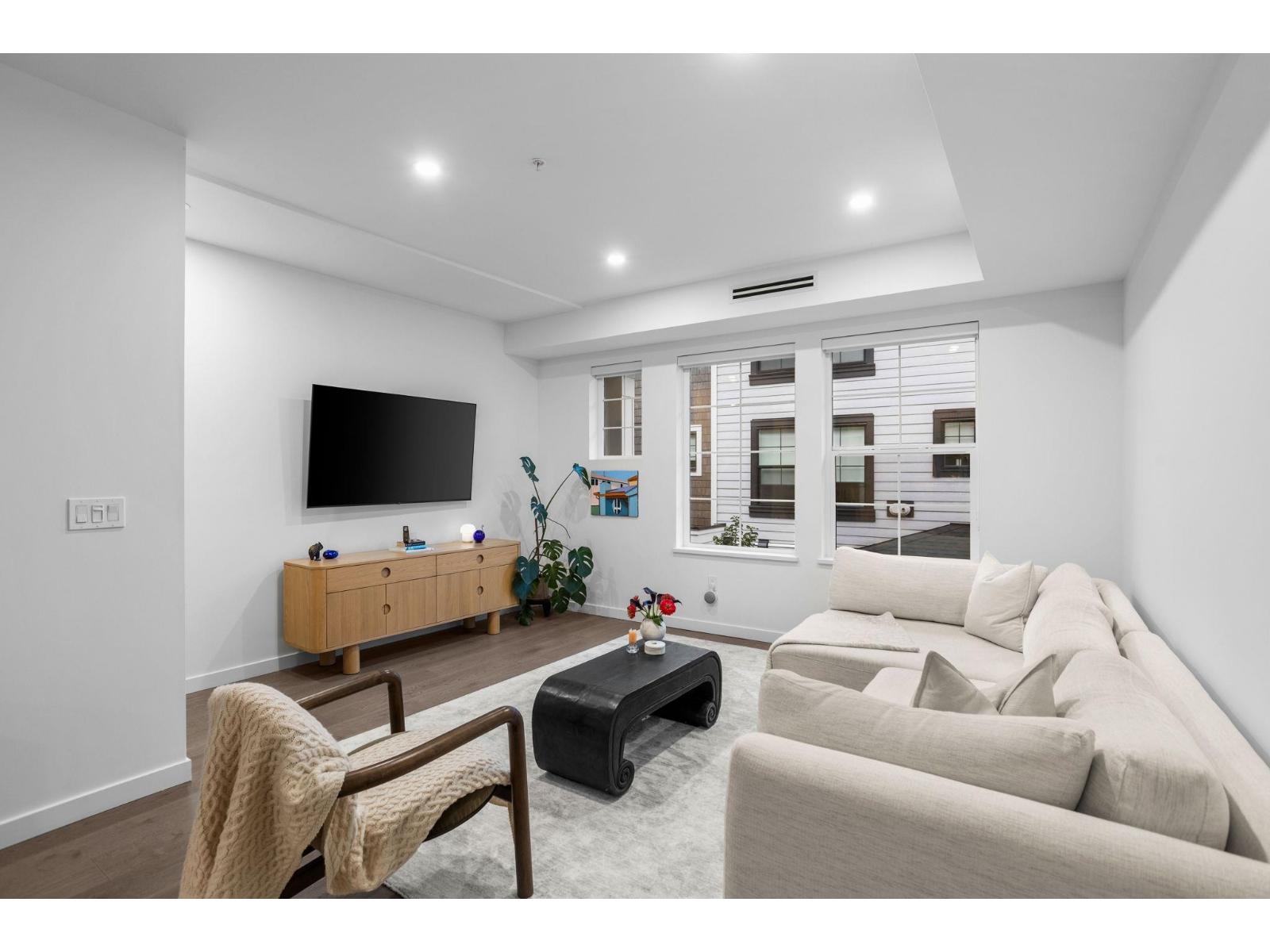 30 9122 KING STREET, Langley - Image 1