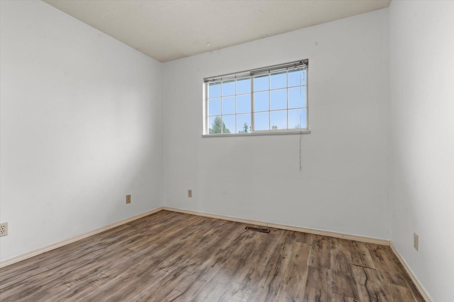 Photo of 2833 GARDNER PLACE 24
