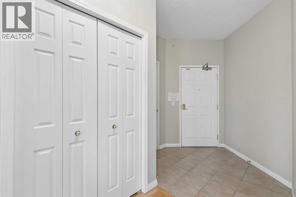 #420 5201 Dalhousie Drive NW - 6
