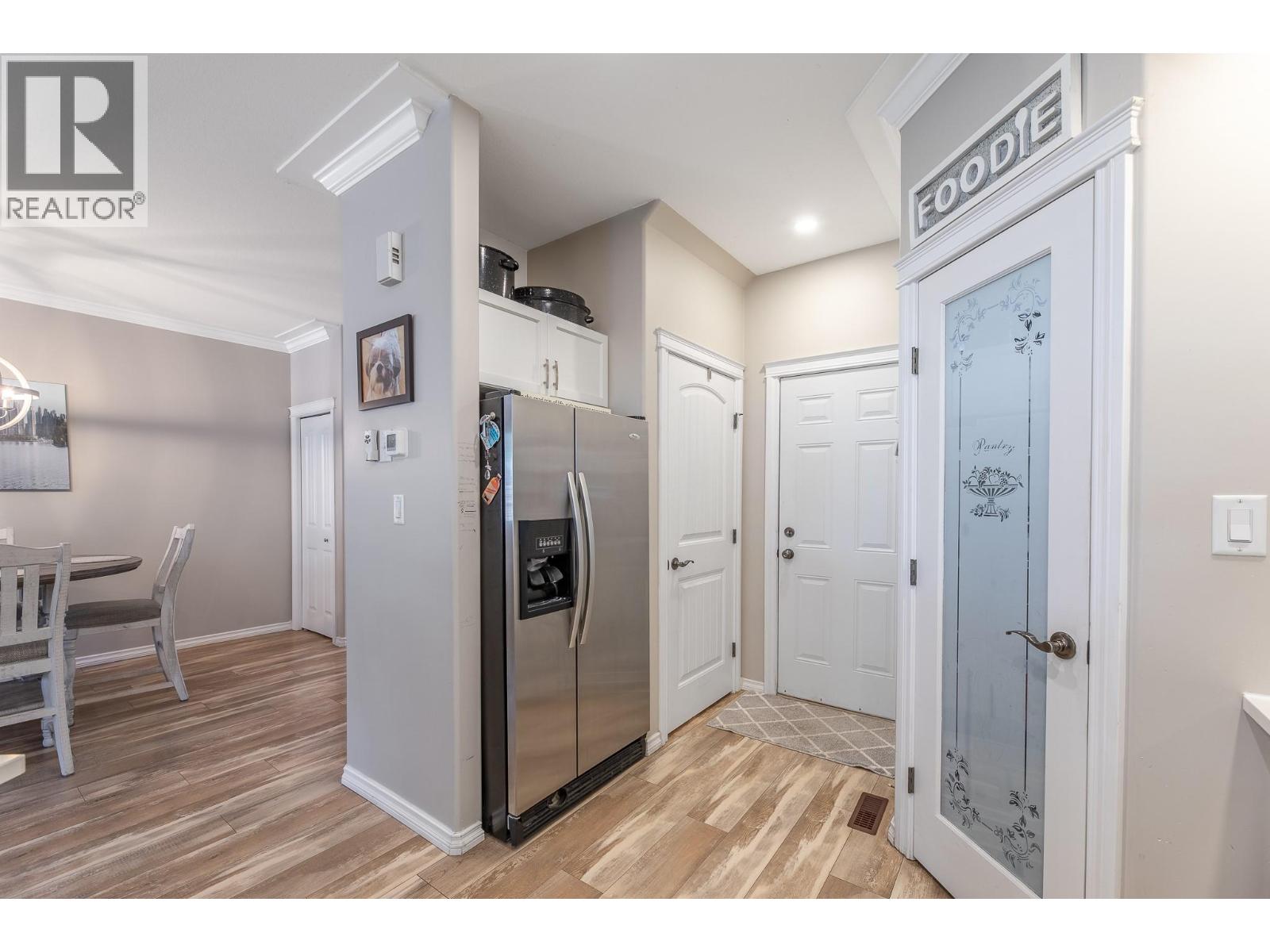 #106 1742 FAIRFORD Drive - 12