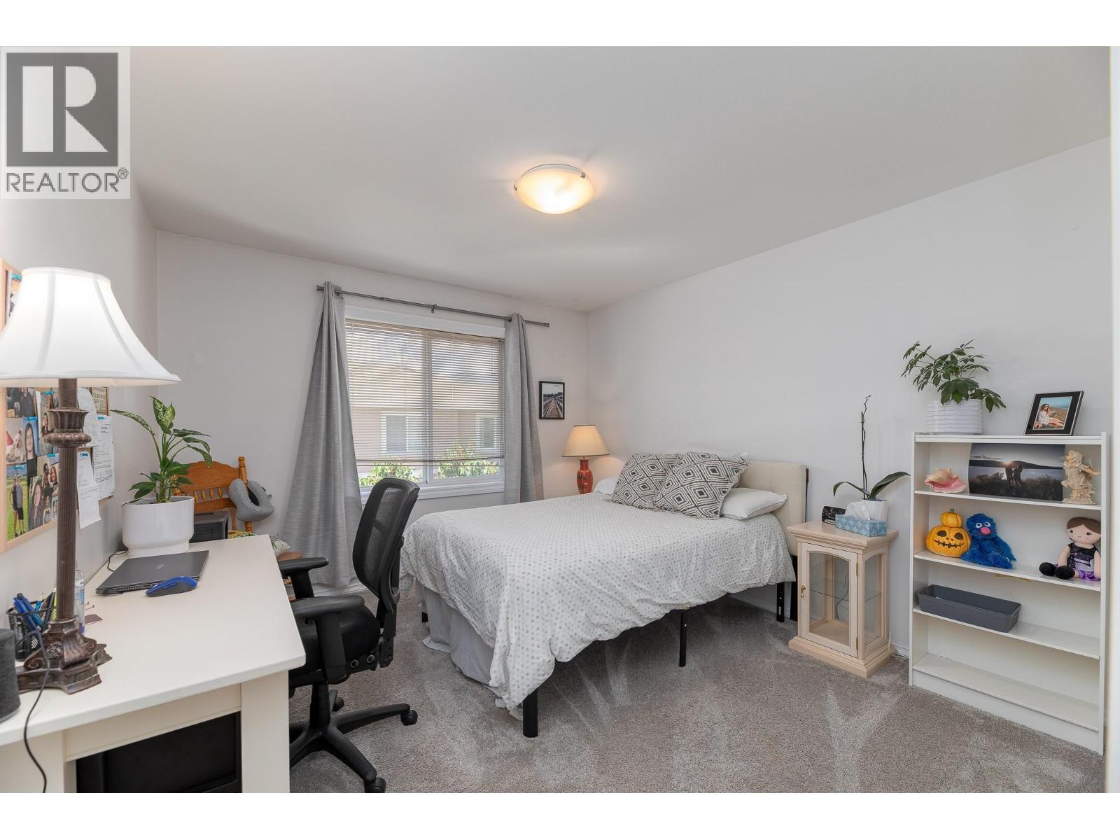 #106 1742 FAIRFORD Drive - 29