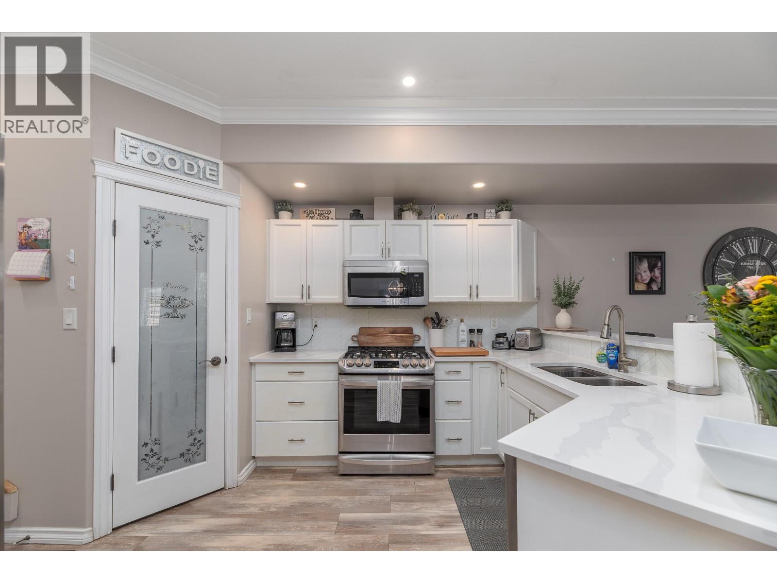 #106 1742 FAIRFORD Drive - 10