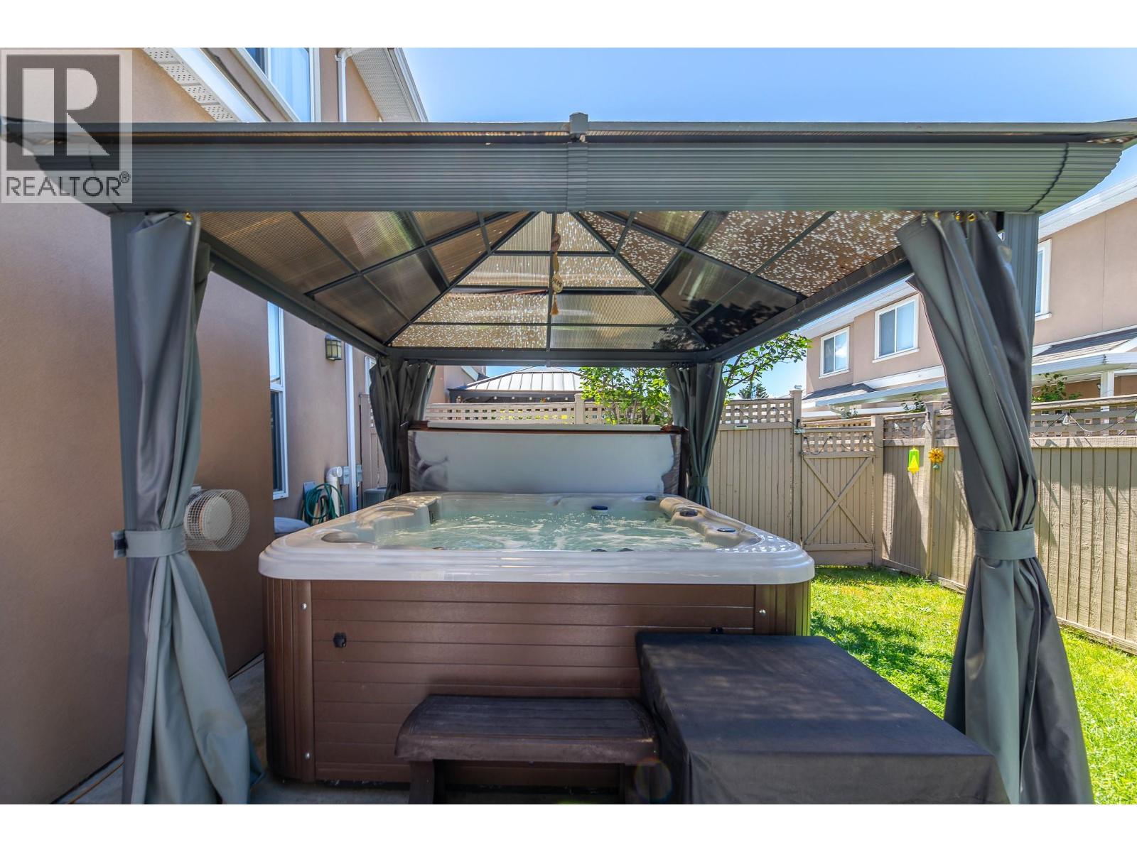 1742 FAIRFORD Drive Unit# 106, Penticton
