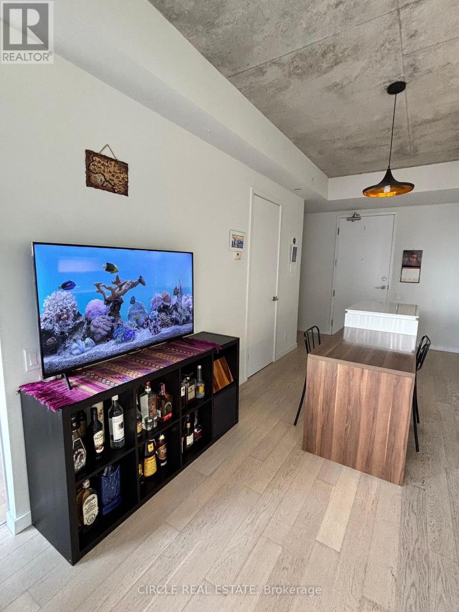 #716 383 SORAUREN AVENUE - 16
