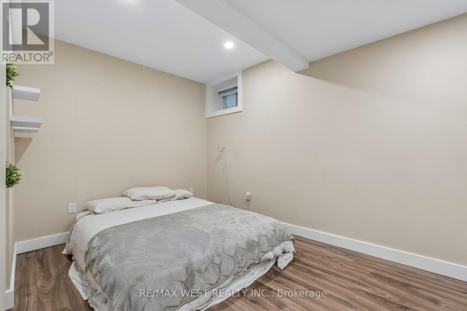 24 VICTORIA STREET - Image 33