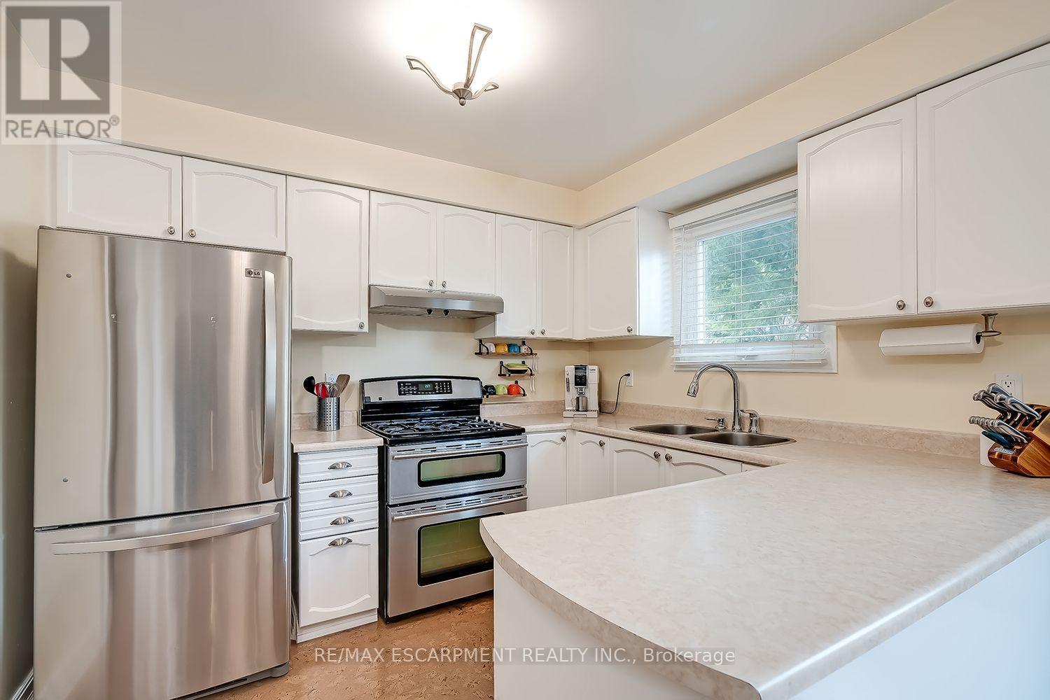 3163 BARWELL ROAD - 15