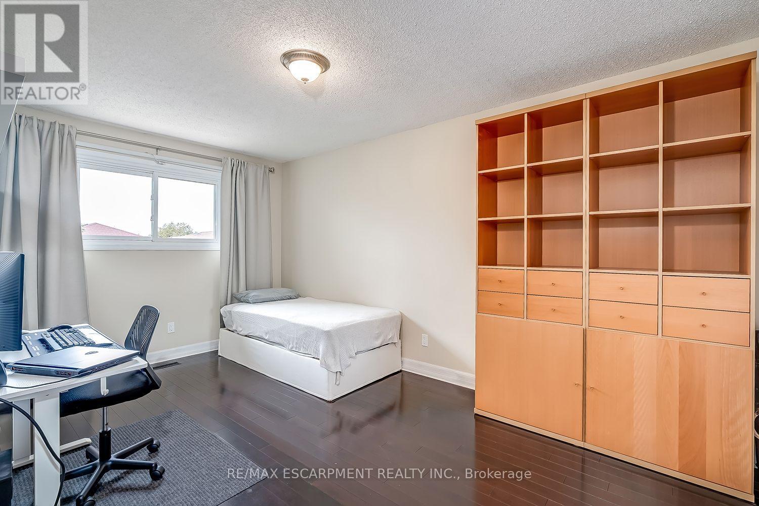 3163 BARWELL ROAD - 25