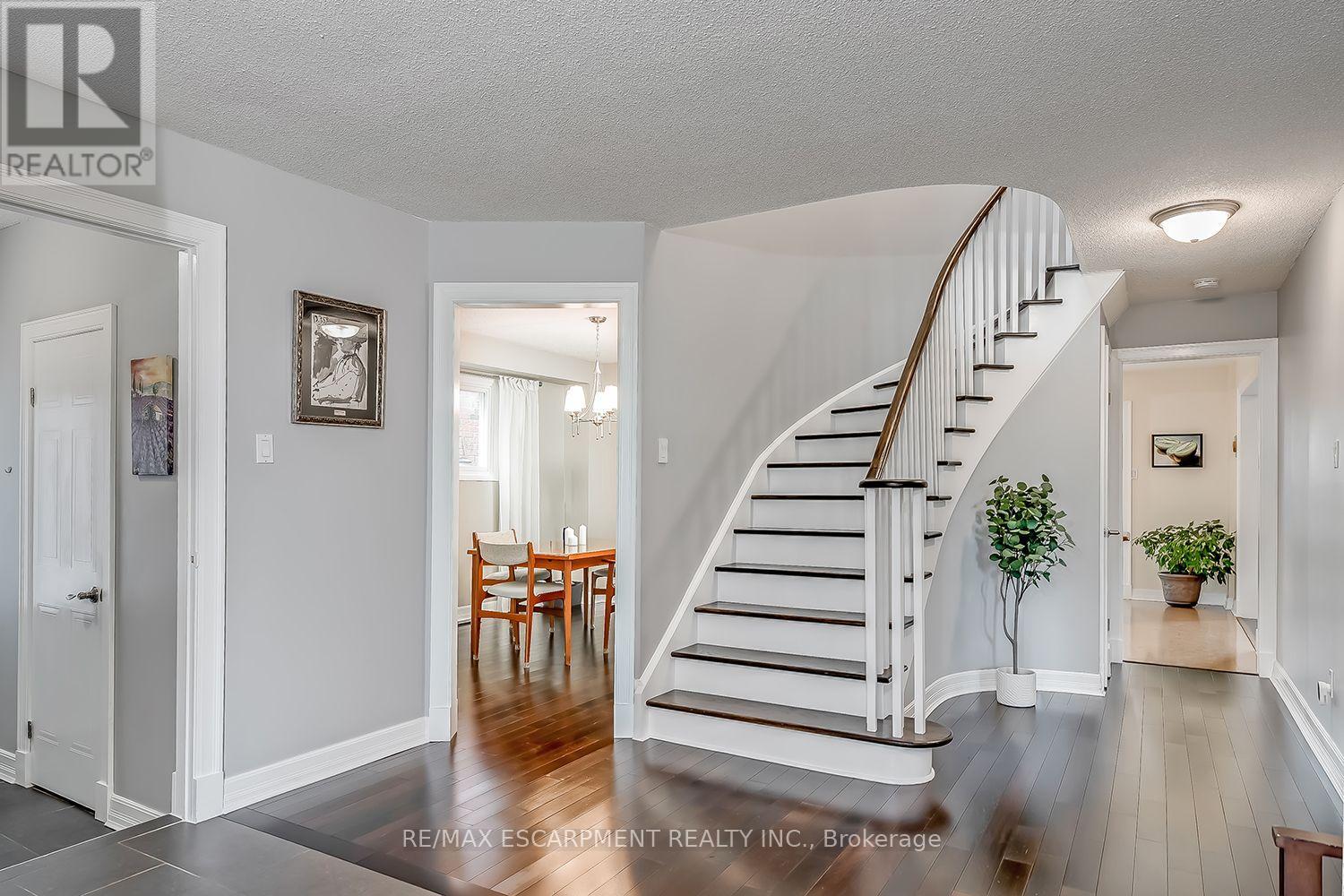 3163 BARWELL ROAD - 4