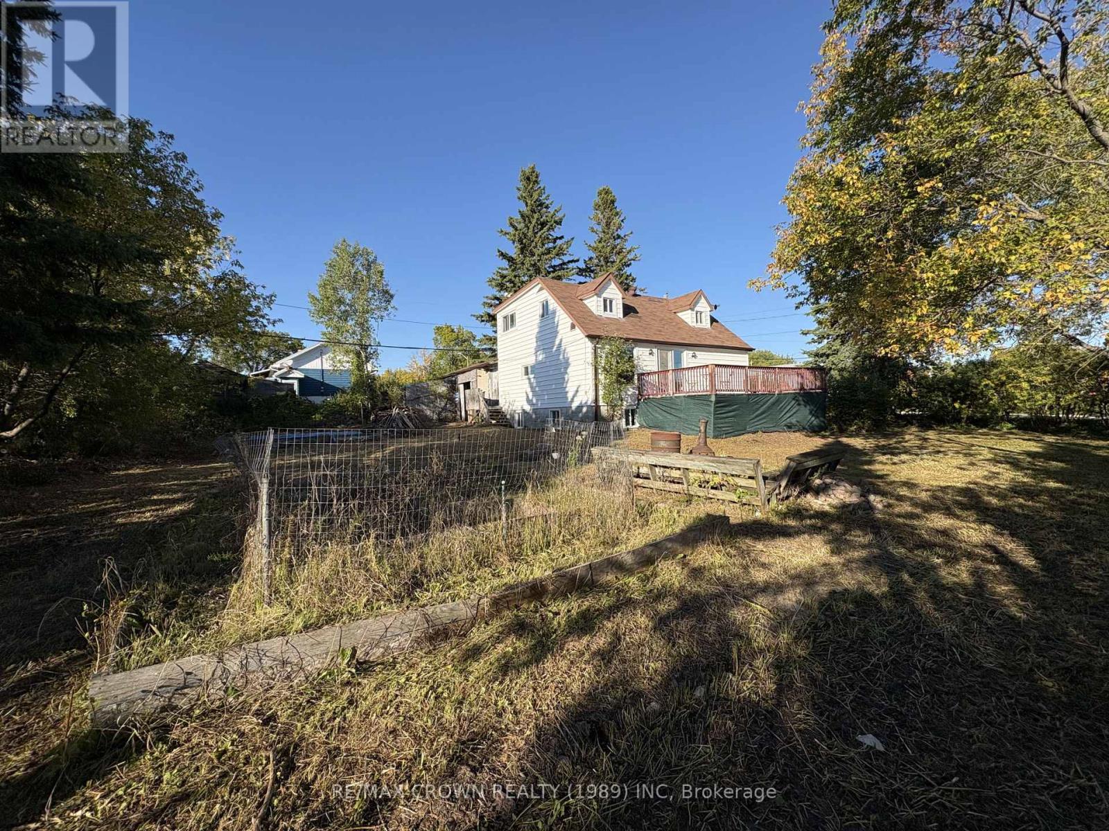 1327 LEROUX AVENUE - 48
