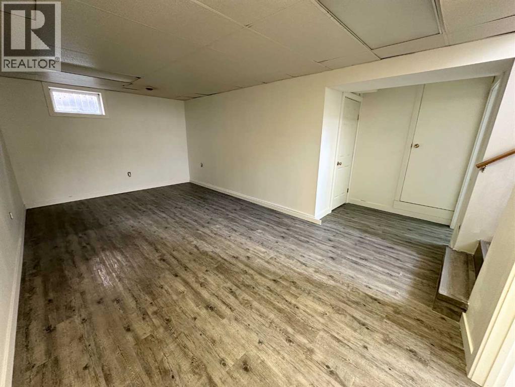 4514 53 Avenue - 12