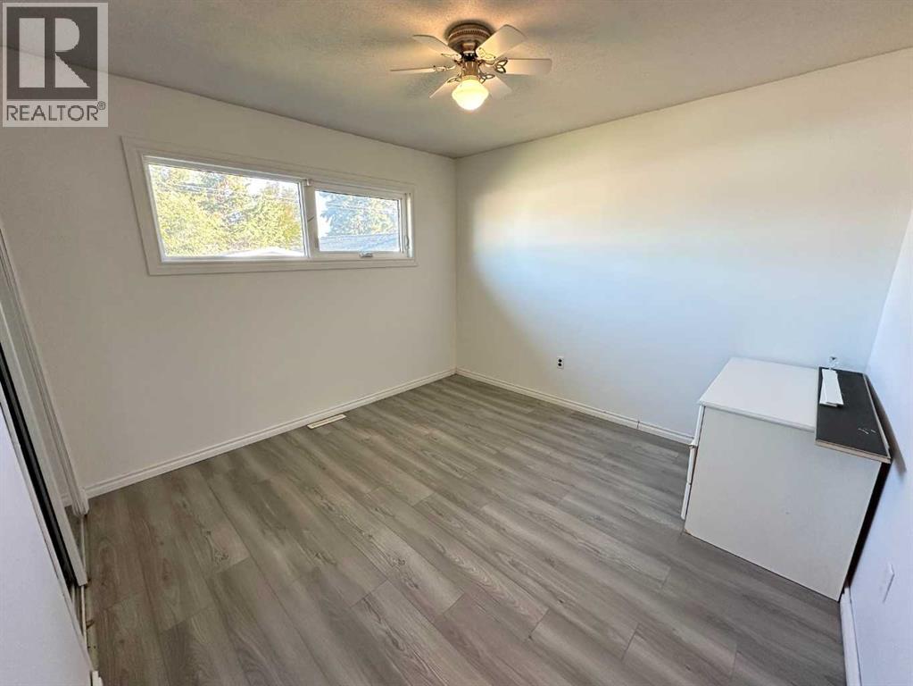 4514 53 Avenue - 6