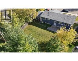 10404 112 Avenue, Fort St  John, BC V1J2W7 Photo 31