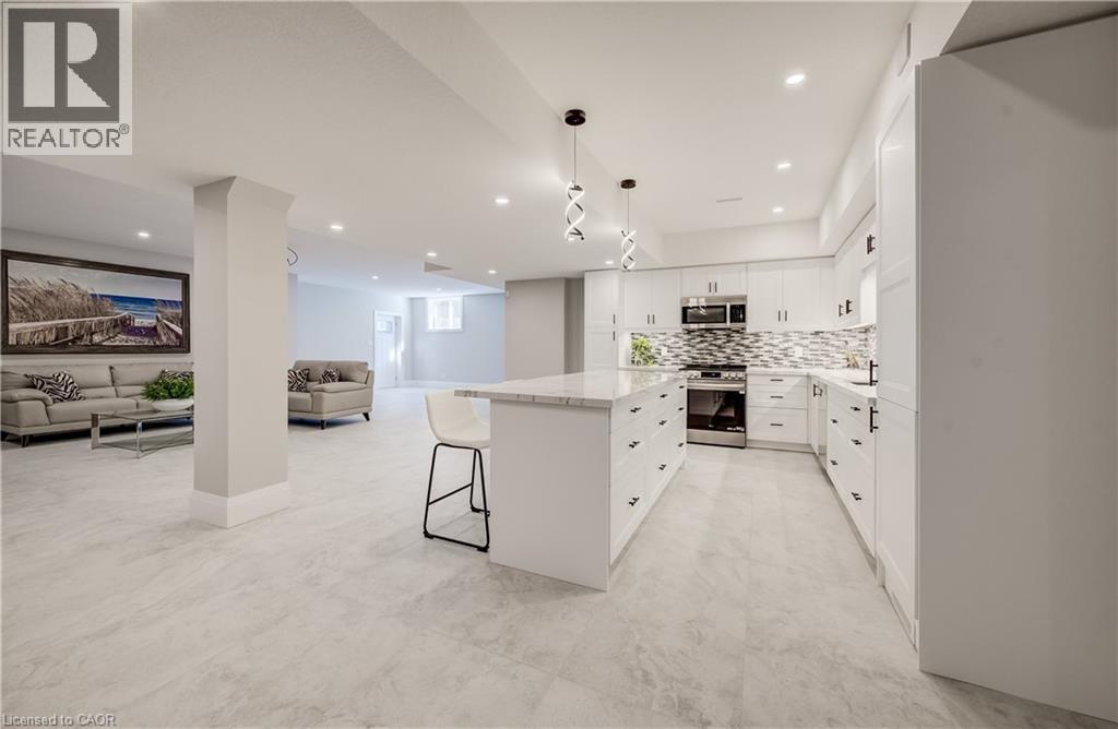 61 SCHWEITZER Street - 35