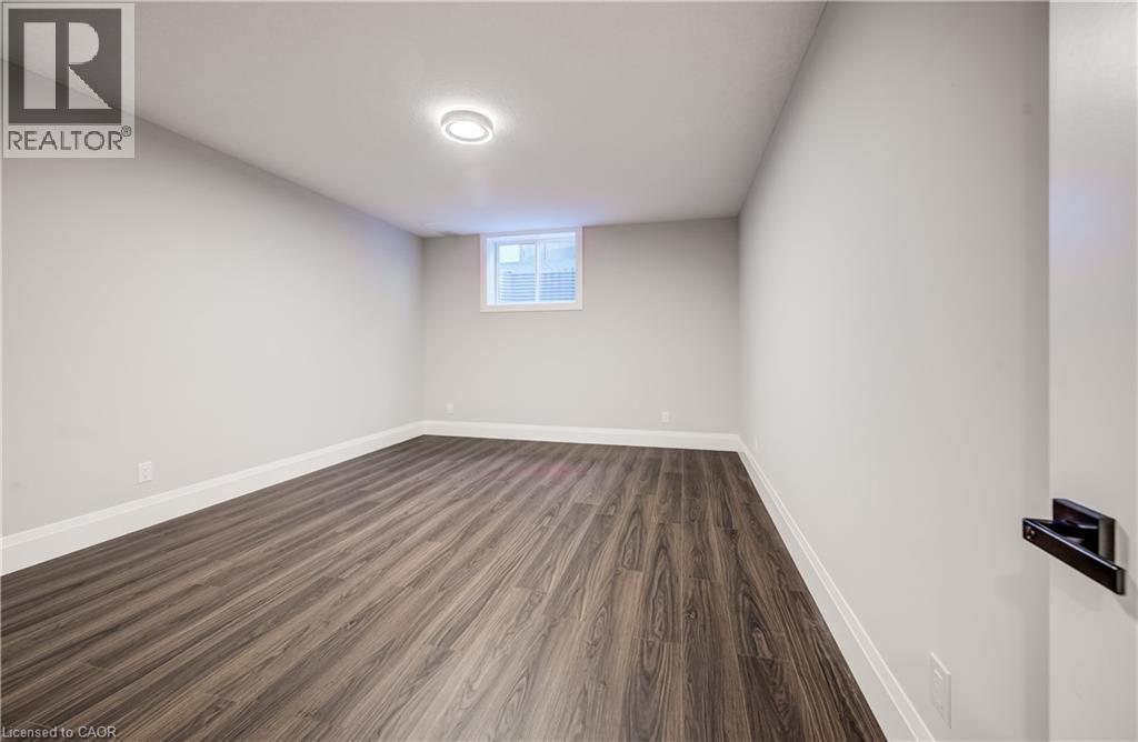 61 SCHWEITZER Street - 40