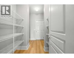 16 Cougartown Place Sw, Calgary, AB T3H0A2 Photo 17